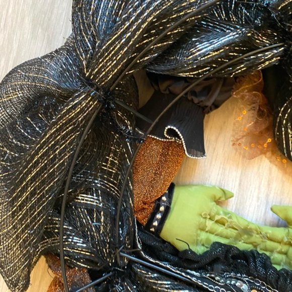 Halloween Witch Wreath - Picture 8 of 10